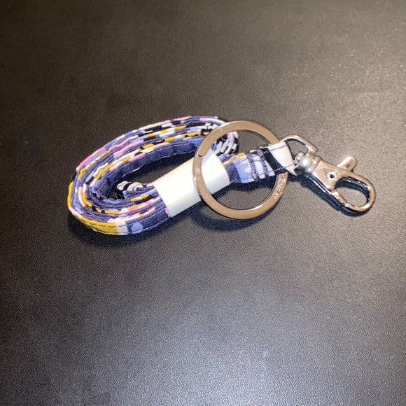 Vera Bradley lanyard - Picture 1 of 3
